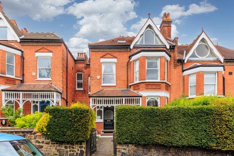 12 Southwood Avenue, London, N6 5RZ
