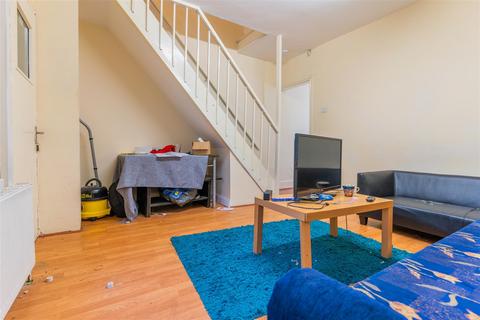 3 bedroom house to rent, Heeley Road, Birmingham B29