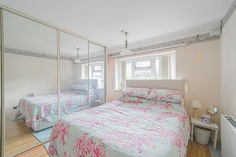 6 Brome Hall Lane, Lapworth, Solihull, B94 5QZ