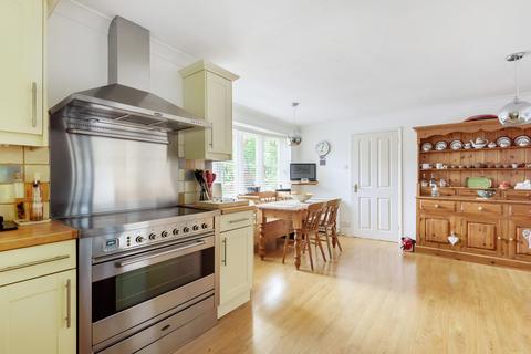 32 Churchfields, Kingsley, Bordon, GU35 9PJ