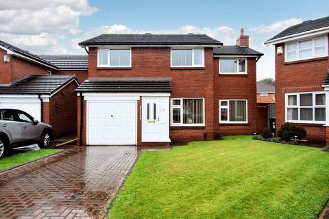 4 bedroom detached house for sale, Hereford Close, Woolston, WA1