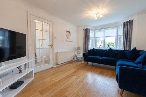 8 Hilton View, Bellshill, ML4 3PQ