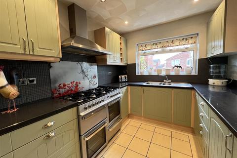 3 bedroom link detached house for sale, Parc Glas, Cwmdare CF44