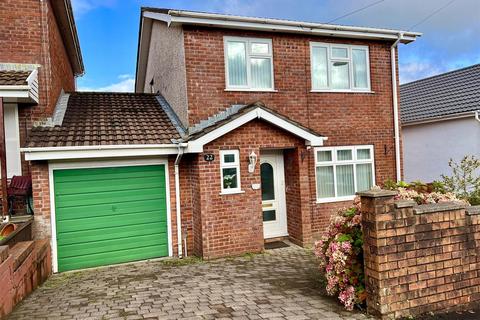 3 bedroom link detached house for sale, Parc Glas, Cwmdare CF44