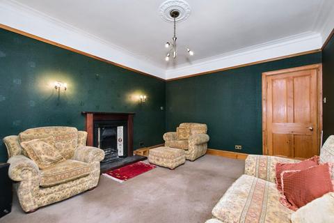 3 bedroom flat for sale, Airlie Street, Alyth, Blairgowrie, PH11