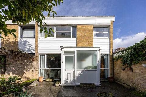 3 bedroom end of terrace house for sale, Rayners Road, London