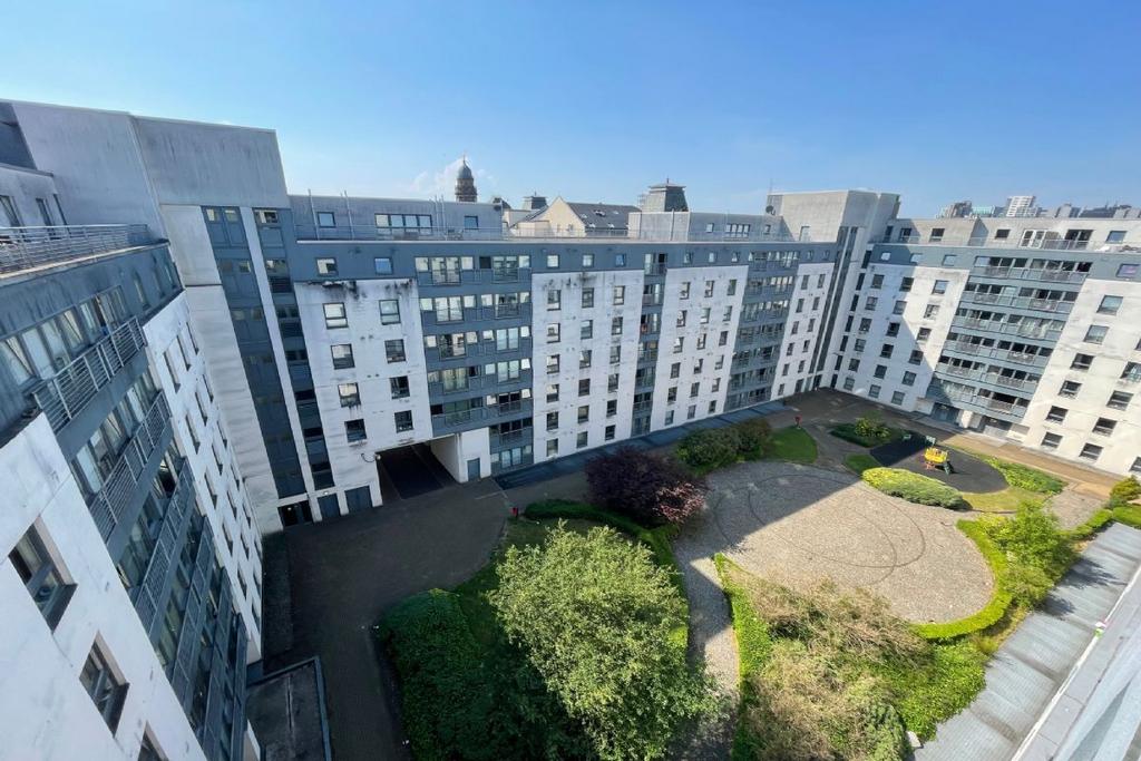 Wallace St, Flat 620, Glasgow G5 2 bed flat for sale £85,000