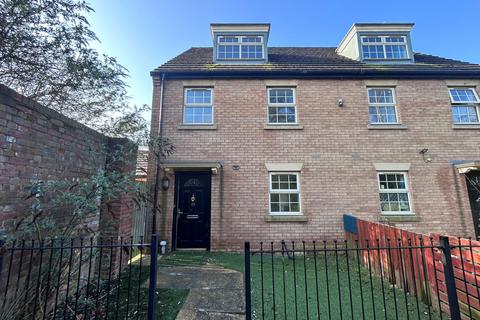 3 bedroom terraced house for sale, Baseball Drive, Derby, DE23