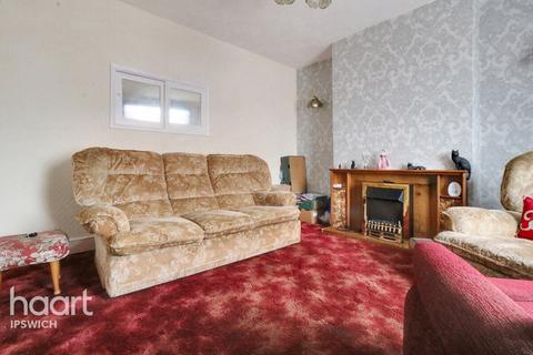 3 bedroom terraced house for sale, Bramford Road, Ipswich