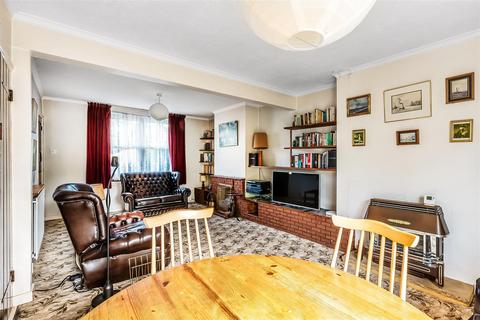 110 Mill Lane, Oxted, RH8 9DD