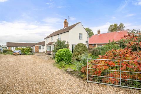 5 bedroom detached house for sale, Fen Road, Stickford, PE22