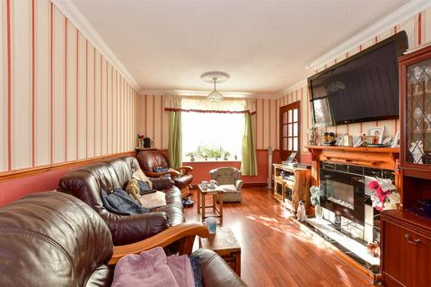 3 bedroom terraced house for sale, Cross Green, Basildon, Essex