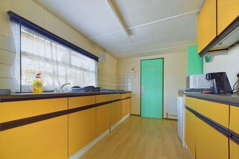 2 bedroom mobile home for sale, Windsor Way, The Broadway