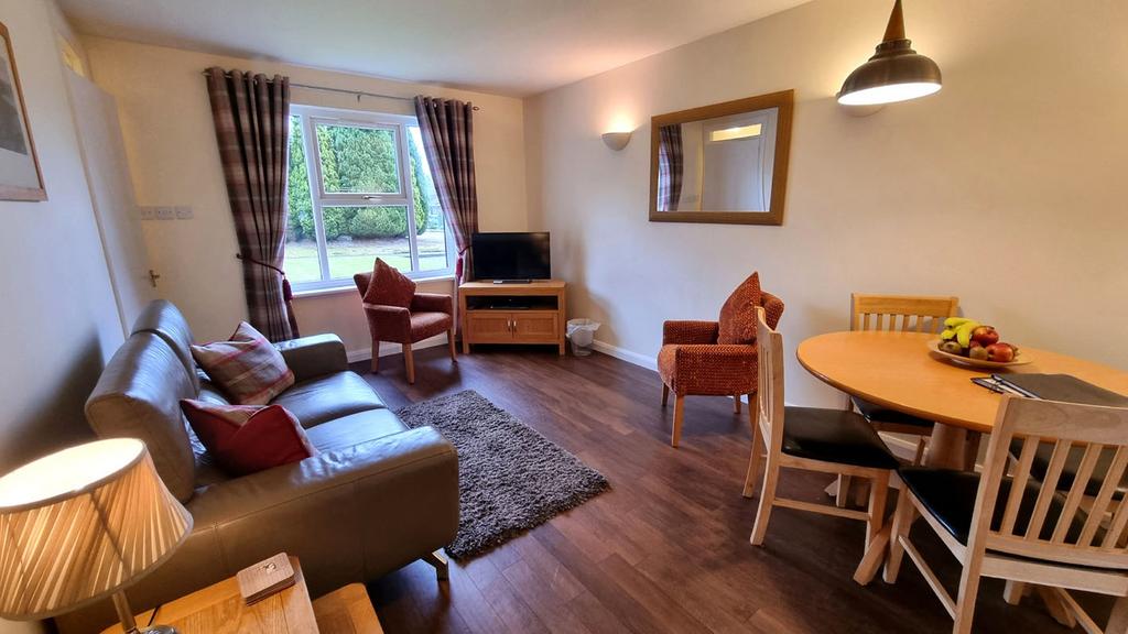 Lounge Dining Area