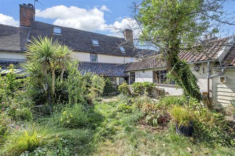 3 bedroom terraced house for sale, The Street, Woolpit