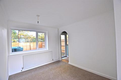 2 bedroom house to rent, Harmers Hay Road, Hailsham