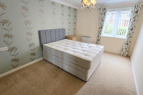 2 bedroom ground floor flat for sale, Burnage Lane  Hodgson Court, Burnage