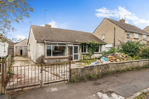 2 bedroom bungalow for sale, Foster Road, Frome, BA11