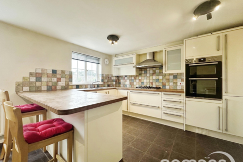 17 Belfry Square, Beggarwood, Basingstoke, RG22 4WZ