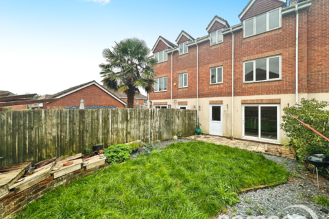 17 Belfry Square, Beggarwood, Basingstoke, RG22 4WZ