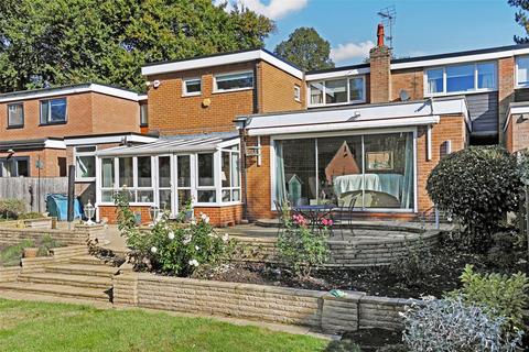 4 bedroom end of terrace house for sale, Eastmoor Road, Wakefield, West Yorkshire, WF1