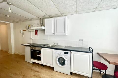 Studio to rent, Kember Street, Islington, , London N1