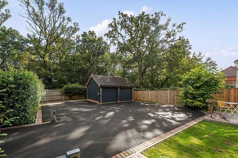 34 Baddesley Road, Chandler's Ford, Eastleigh, SO53 5NH