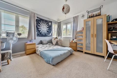34 Baddesley Road, Chandler's Ford, Eastleigh, SO53 5NH