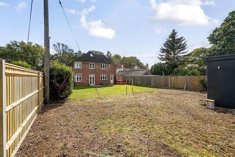 34 Baddesley Road, Chandler's Ford, Eastleigh, SO53 5NH