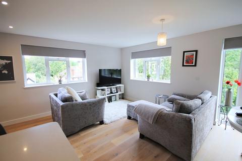 2 bedroom flat for sale, Hayne Road, Beckenham, BR3