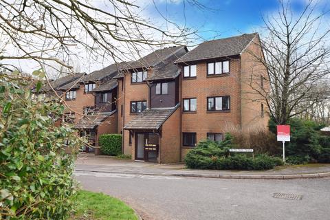 94 Adams Way, Alton, GU34 2UZ