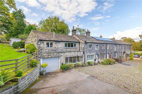 3 bedroom end of terrace house for sale, Moor Road, Burley Woodhead, Ilkley, West Yorkshire, LS29