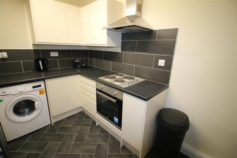 4 bedroom private hall to rent, Portland Street, Lancaster LA1