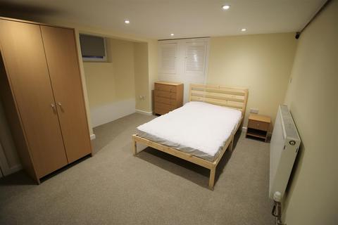 4 bedroom private hall to rent, Portland Street, Lancaster LA1