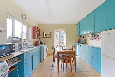 4 bedroom detached house for sale, Park Road, Stroud