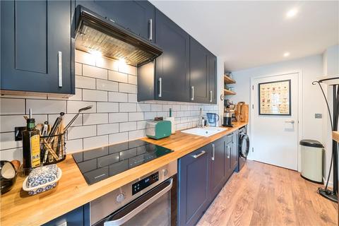 2 bedroom duplex for sale, Camberwell Road, London