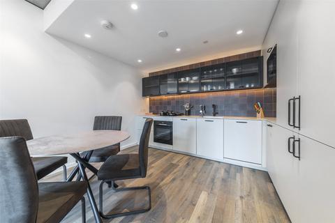 2 bedroom apartment to rent, Lawrence Road, London N15