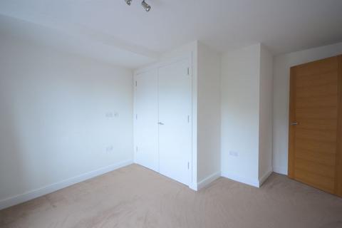 1 bedroom apartment to rent, Hill Road, Grayshott, Hindhead, Surrey, GU26