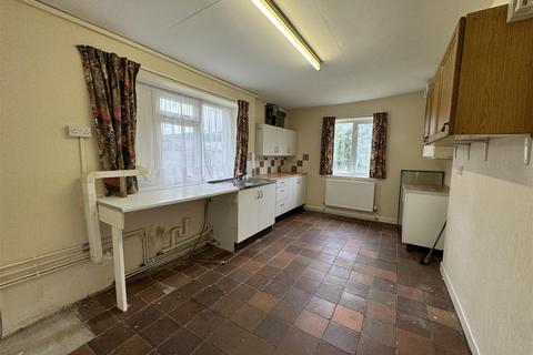 3 bedroom detached bungalow for sale, Crosswood