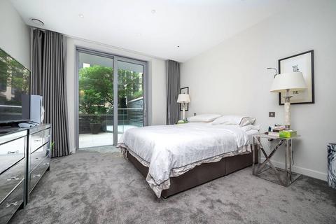 2 bedroom flat to rent, Satin House, Aldgate, London, E1