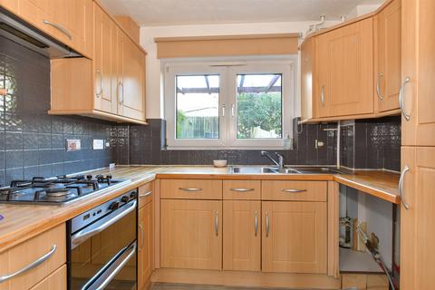 2 bedroom terraced house for sale, Gill Avenue, Wainscott, Rochester, Kent