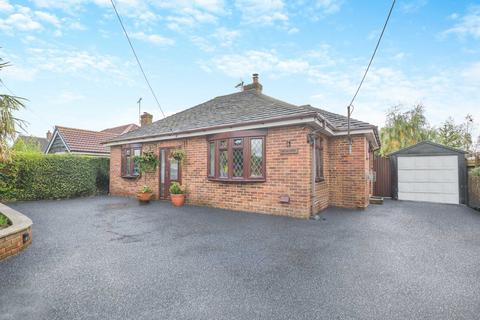 2 bedroom bungalow for sale, Driffield Road, Lydney