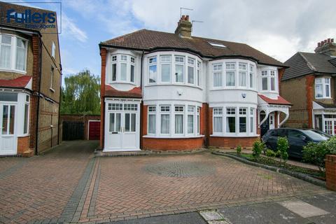 3 bedroom semi-detached house for sale, The Orchard, London N21