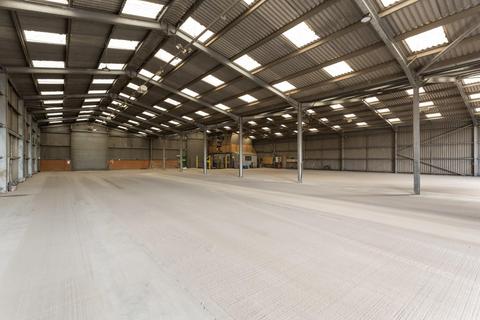 Warehouse to rent, Ling Lane, Wilberfoss, York