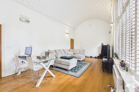 1 bedroom apartment for sale, Tudor Court, The Galleries, Brentwood