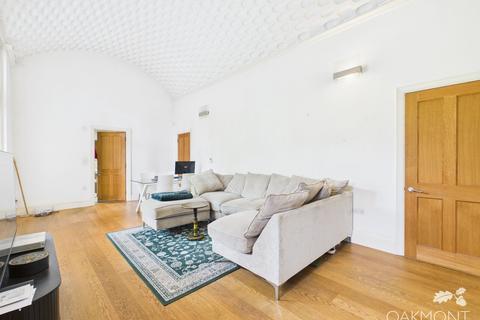 1 bedroom apartment for sale, Tudor Court, The Galleries, Brentwood