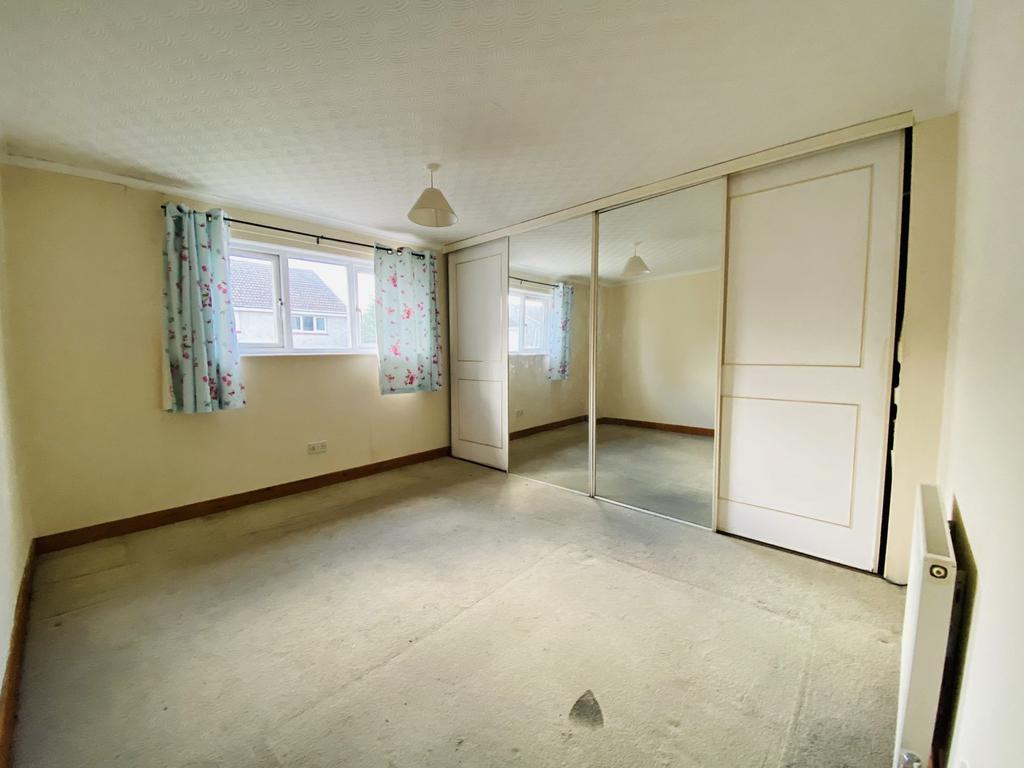16 Elderbank Place, Dumfries, DG1 4 RY - Braidwoods