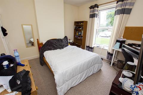 4 bedroom house to rent, Harborne Lane, Birmingham B29