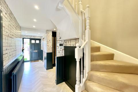 4 Ashfield Park, Whickham, Newcastle Upon Tyne, NE16 4SQ