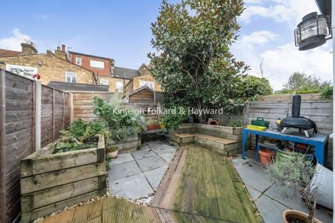 3 bedroom house to rent, Graveney Road Tooting SW17